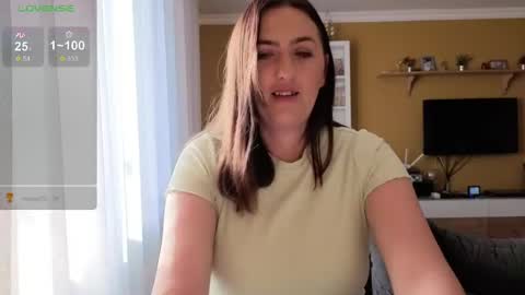 Snapshot of ella_max_live chatting on April 2026 05:58:02 AM Ella Max online show from April 2026 05:58:02 AM