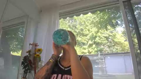 ella_vee online show from July 2026 06:22:02 AM