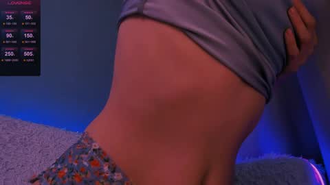 ellaamber online show from April 2026 12:35:02 AM