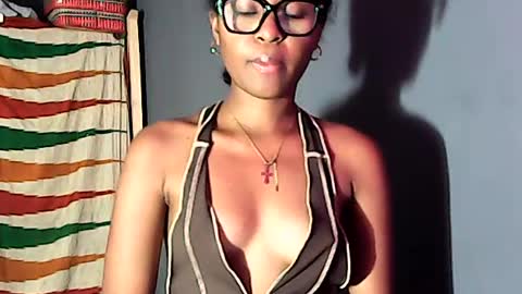 Snapshot of ellah245 chatting on June 2026 09:46:01 PM ellah245 online show from June 2026 09:46:01 PM