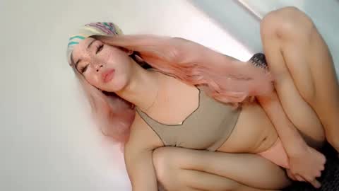 ellah_bonita online show from January 2025 09:34:01 AM