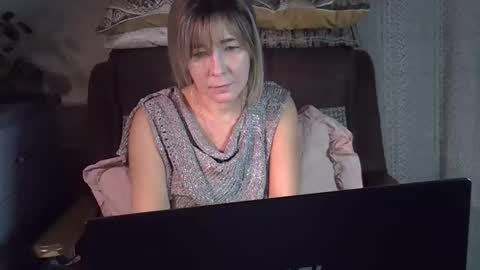 Snapshot of ellajohnsonx chatting on November 2025 07:23:02 PM ellajohnsonx online show from November 2025 07:23:02 PM