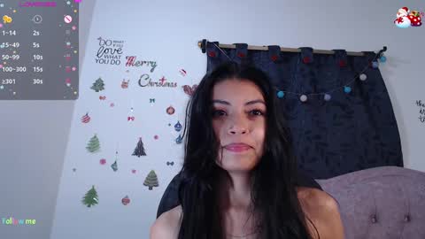 Snapshot of ellajonz chatting on December 2024 05:59:01 AM Ella Amoneth online show from December 2024 05:59:01 AM