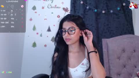 Snapshot of ellajonz chatting on December 2024 07:26:02 AM Ella Amoneth online show from December 2024 07:26:02 AM