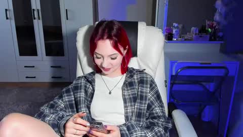 ellales online show from December 2025 09:47:02 AM