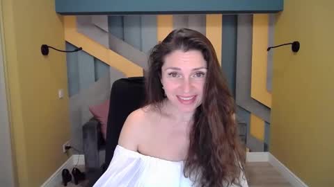 Snapshot of ellalongs chatting on January 2025 03:34:02 PM EllaLongs online show from January 2025 03:34:02 PM