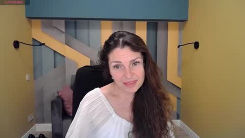 Snapshot of ellalongs chatting on January 2025 03:42:01 PM EllaLongs online show from January 2025 03:42:01 PM