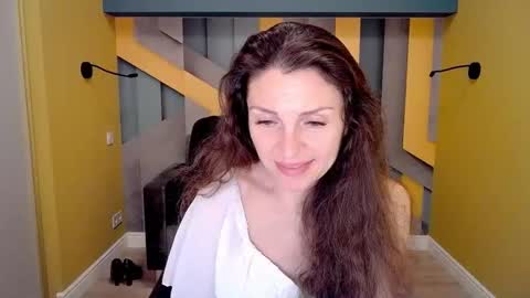Snapshot of ellalongs chatting on February 2025 04:09:02 AM EllaLongs online show from February 2025 04:09:02 AM