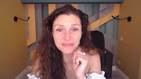 EllaLongs online show from June 2026 11:45:01 AM