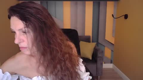 EllaLongs online show from June 2026 11:42:01 AM
