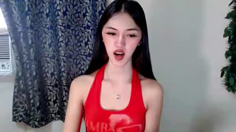 ELLA online show from October 2025 10:29:02 PM