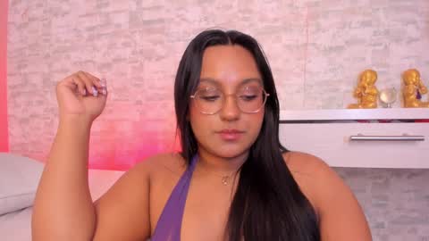 Snapshot of ellamontoya chatting on February 2025 08:54:02 AM Ella online show from February 2025 08:54:02 AM