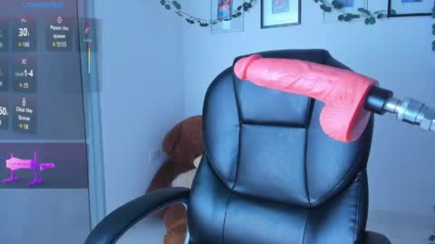 Snapshot of ellarosee_ chatting on April 2026 07:49:01 PM ellarosee_ online show from April 2026 07:49:01 PM