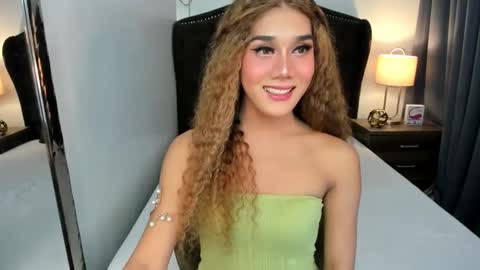 Sophia online show from December 2024 03:14:01 PM