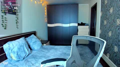 Snapshot of elle_blair chatting on October 2025 01:30:01 PM Luna online show from October 2025 01:30:01 PM