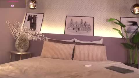 Elle Diane online show from February 2026 10:14:02 PM