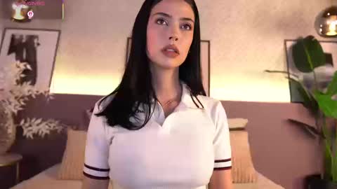 Elle Diane online show from March 2026 11:00:01 PM