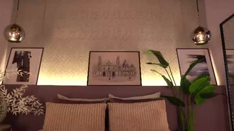 Elle Diane online show from June 2026 10:18:02 PM