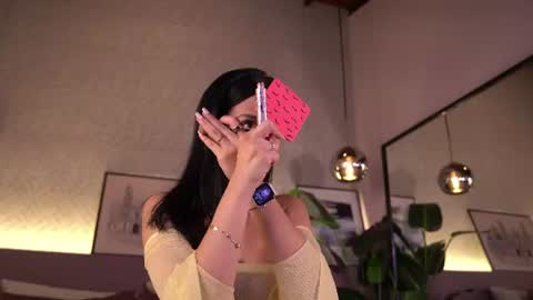 Elle Diane online show from July 2026 11:42:02 PM