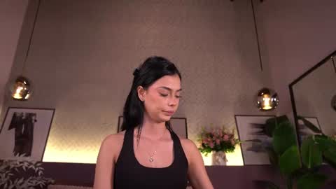 Elle Diane online show from July 2026 10:20:02 PM