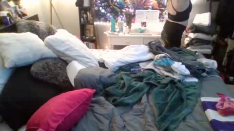 Lizzy Kay Petite online show from February 2025 02:17:01 AM