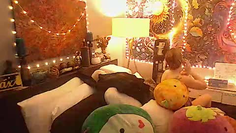 Lizzy Kay Petite online show from February 2025 11:25:02 PM