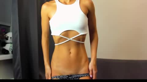 ellen_flow online show from May 2026 09:22:01 PM