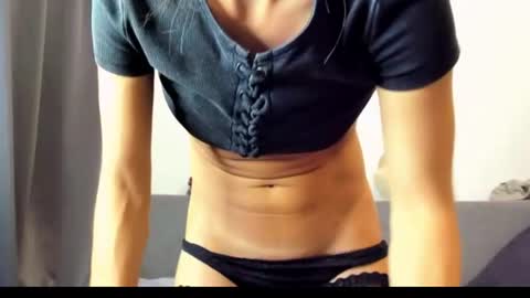 ellen_flow online show from June 2026 08:08:01 PM