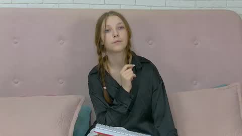 EllenBush online show from September 2025 06:13:02 PM