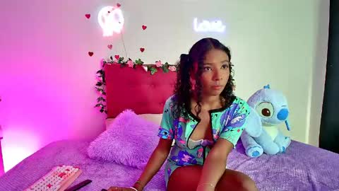 Snapshot of ellie_cute7 chatting on June 2026 07:49:02 PM ellie_cute7 online show from June 2026 07:49:02 PM