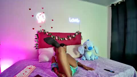 Snapshot of ellie_cute7 chatting on June 2026 08:47:02 PM ellie_cute7 online show from June 2026 08:47:02 PM