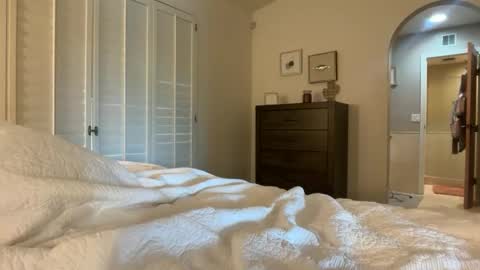 Snapshot of elliebrooksss chatting on February 2026 10:19:02 PM ellie online show from February 2026 10:19:02 PM