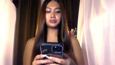 ellie online show from May 2026 01:36:01 AM