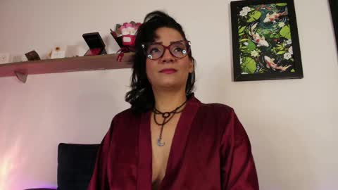 elliee1 online show from May 2026 11:49:02 AM