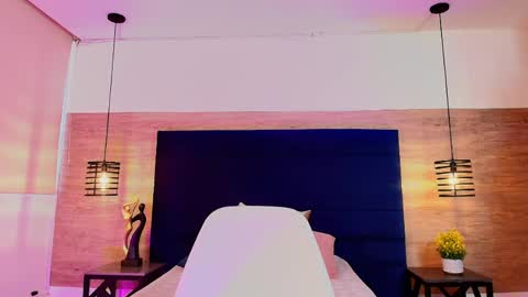 elliee_alves online show from May 2026 04:45:01 PM