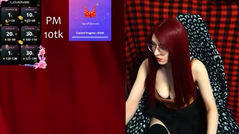 Snapshot of elliemoor chatting on October 2025 09:22:01 AM Elizabeth online show from October 2025 09:22:01 AM