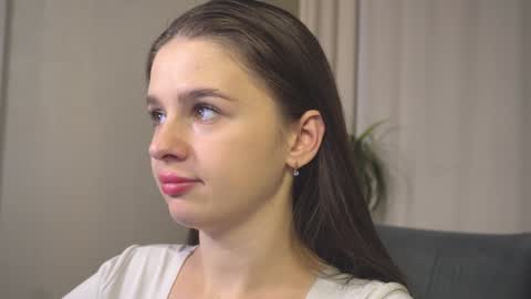 Snapshot of elliephant_ chatting on January 2025 12:09:02 PM just Emily online show from January 2025 12:09:02 PM