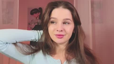 Snapshot of elliephant_ chatting on January 2025 12:26:01 PM just Emily online show from January 2025 12:26:01 PM