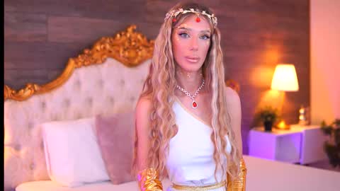 Snapshot of ellieredd chatting on October 2025 11:22:01 AM Ellie online show from October 2025 11:22:01 AM