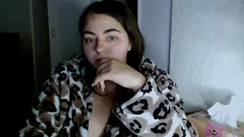 Ellie online show from May 2026 03:02:01 AM