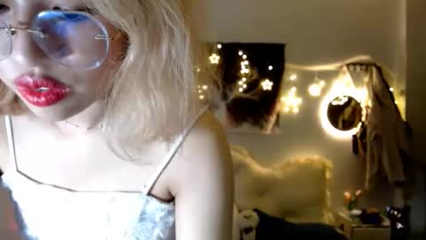 Snapshot of ellieyun chatting on September 2025 01:04:01 PM ellieyun online show from September 2025 01:04:01 PM