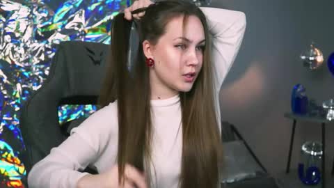 Elin online show from April 2026 05:23:01 AM
