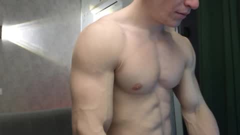 Snapshot of elliot_muscle04 chatting on March 2026 05:02:01 PM elliot_muscle04 online show from March 2026 05:02:01 PM