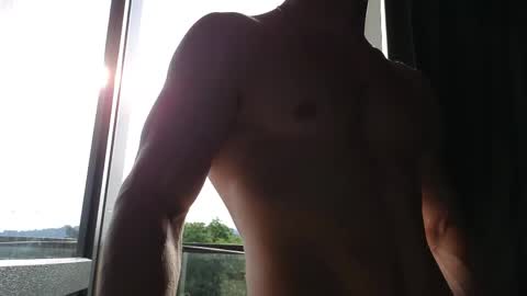 Snapshot of elliot_muscle04 chatting on June 2026 02:43:02 PM elliot_muscle04 online show from June 2026 02:43:02 PM