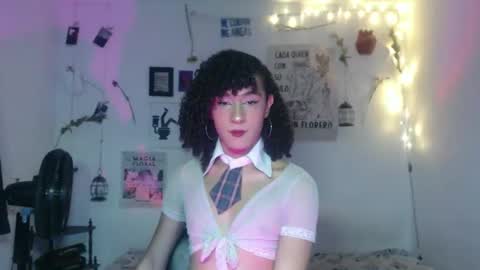 Snapshot of ellis_flowers chatting on October 2025 10:09:02 PM . online show from October 2025 10:09:02 PM