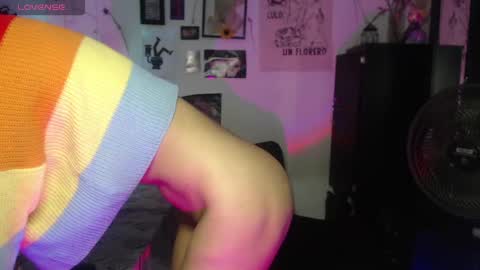 Snapshot of ellis_flowers chatting on October 2025 10:14:02 PM . online show from October 2025 10:14:02 PM