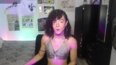 Snapshot of ellis_flowers chatting on November 2025 10:54:01 PM . online show from November 2025 10:54:01 PM