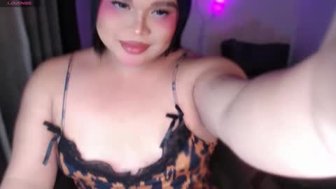 Ellise online show from May 2026 04:30:01 AM