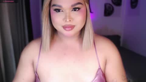 Ellise online show from May 2026 12:22:02 PM