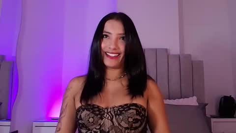 Ellis online show from December 2025 07:00:01 PM